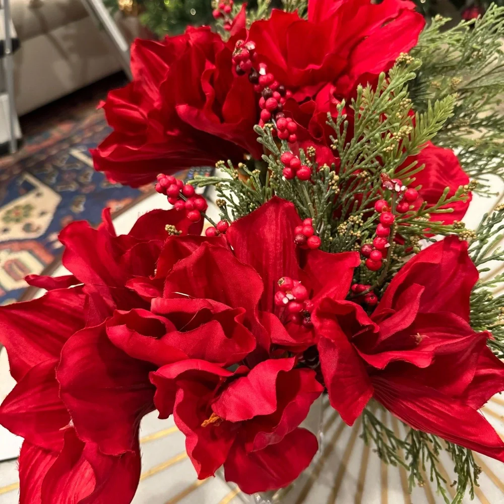 Pottery Barn 1/ Faux Berry & Amaryllis Mixed Arrangement In Glass Vase